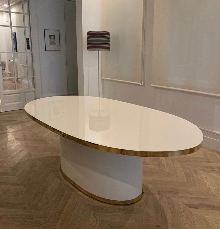 Table Malibu ovale ou rectangulaire d'inspiration vintage sur mesure