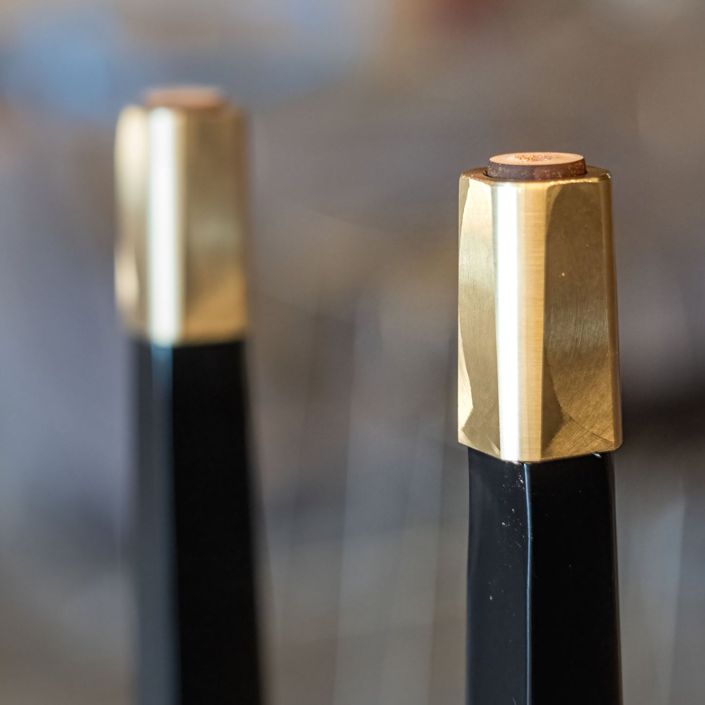 Bureau Juliette avec détails en laiton d'inspiration 50's Personnalisable