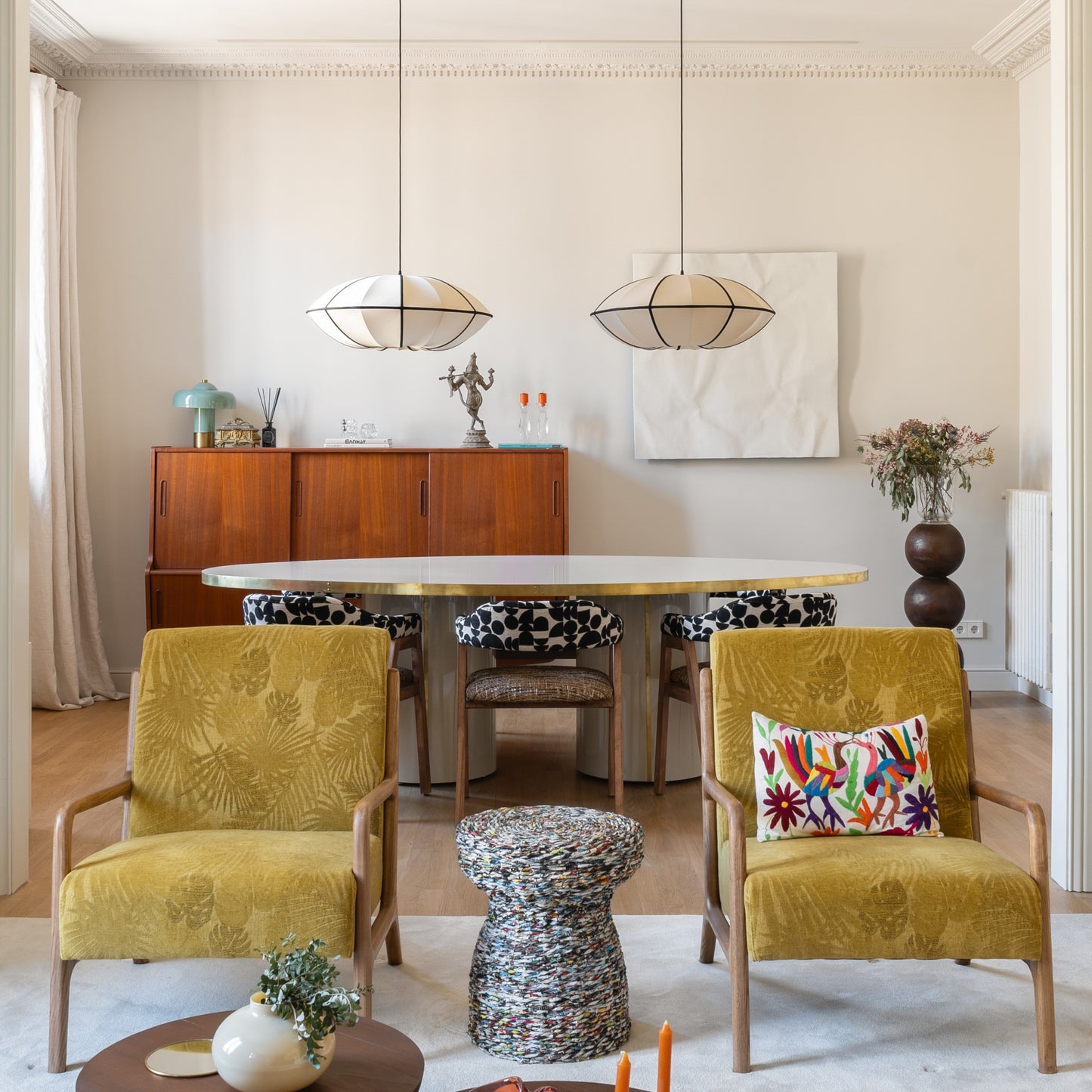 Mesa Malibú Redonda con Marquetería en Latón o Acero Customizable en Acabados y Dimensiones