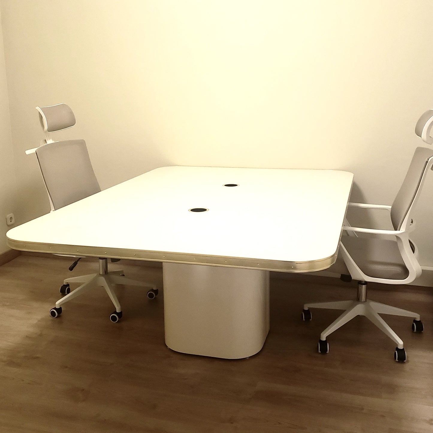 Customized Conference Room Tables & Office Desk Tables, Handcrafted in Spain